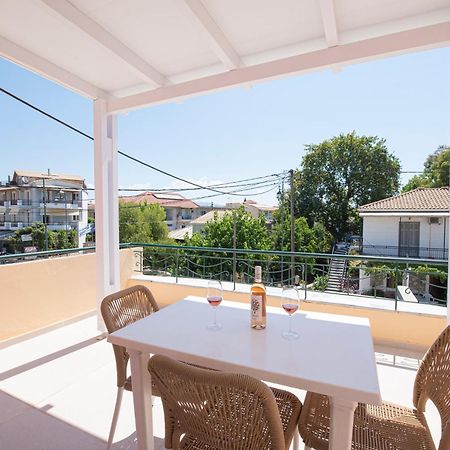 Ck Apartments Nydri  Bagian luar foto