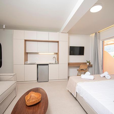 Ck Apartments Nydri  Bagian luar foto
